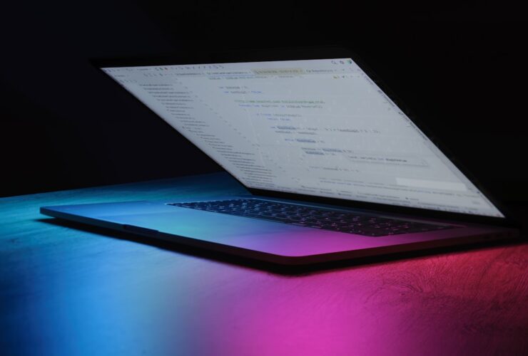 Claude vs ChatGPT vs Gemini: Which AI Assistant Is Best for Business in 2026? - Claude vs ChatGPT vs Gemini